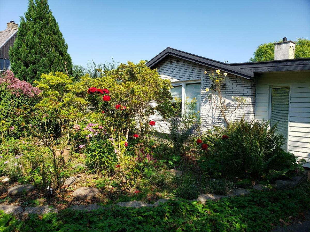Mini-Apartment In The Flowerbed Soborg Exterior photo